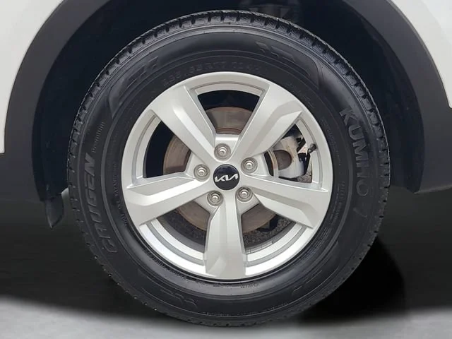 Used 2023 White Kia LX image 8