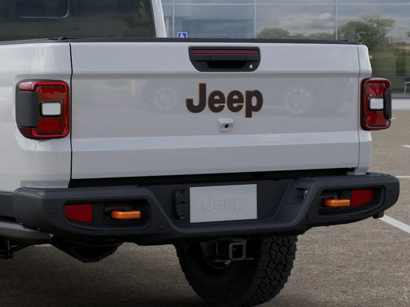 New 2026 Bright White Clear-Coat Exterior Paint Jeep Mojave X image 14