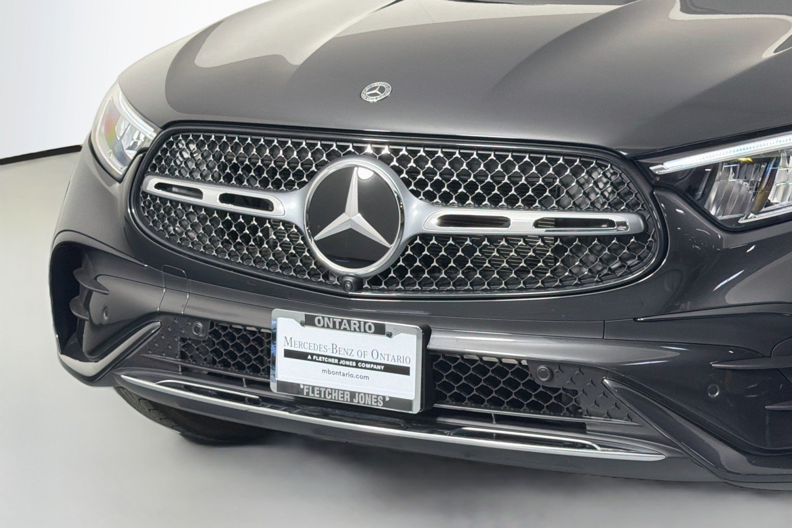Used 2025 Graphite Grey Metallic Mercedes-Benz 350e image 12