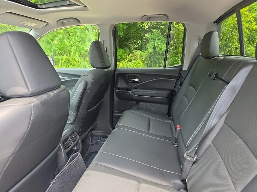 Certified Used 2019 Modern Steel Metallic Honda RTL-T image 9