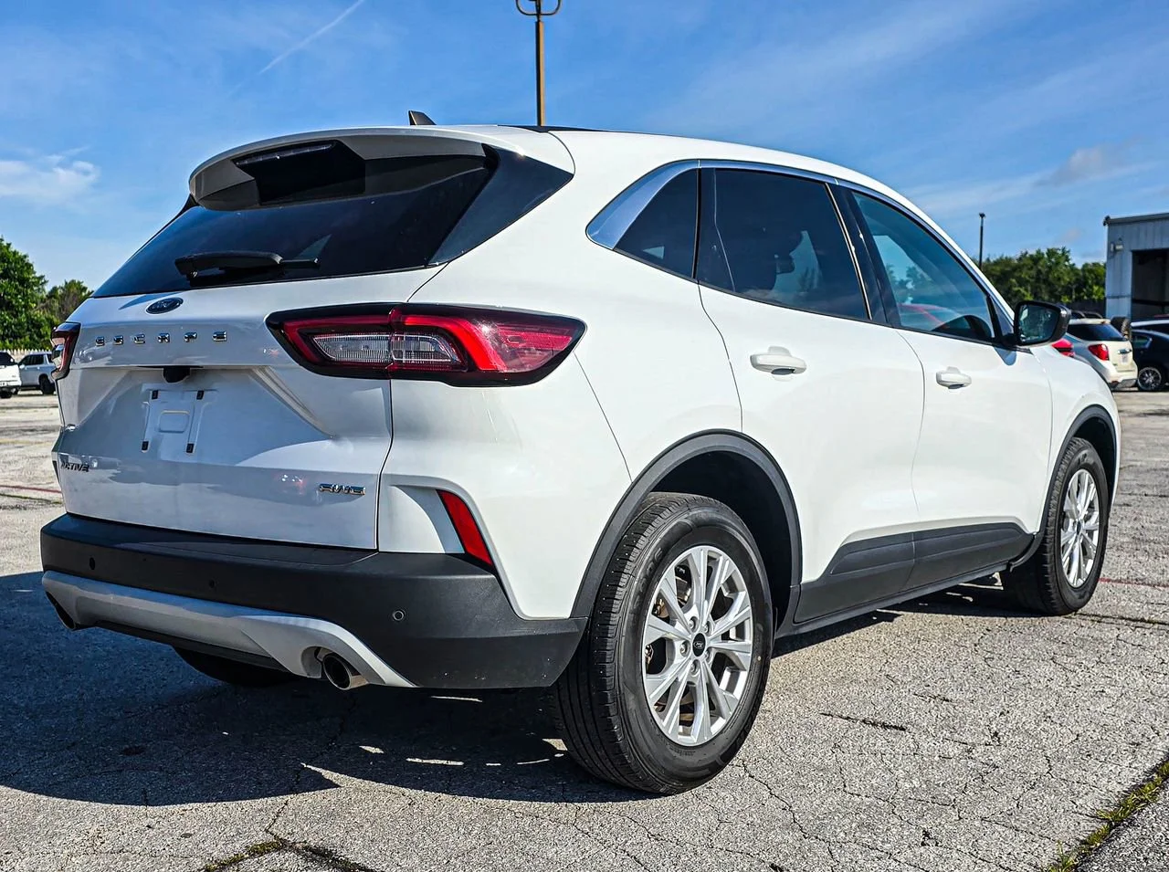 Used 2023 White Ford Active image 5