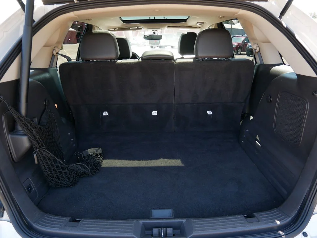 Used 2014 White Ford Limited image 10