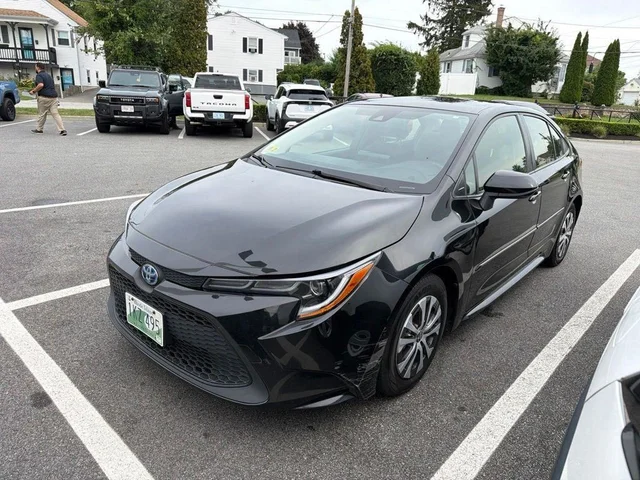 2022 Toyota Corolla Hybrid LE