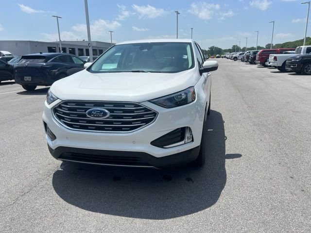 Used 2023 Star White Ford Titanium image 4