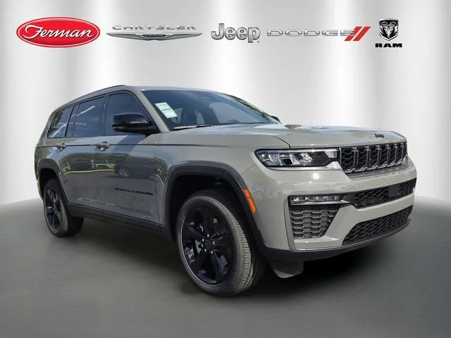 New 2027 Sting-Gray Clearcoat Jeep Limited image 1