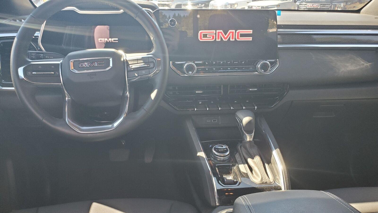 Used 2025 Summit White GMC Elevation image 7