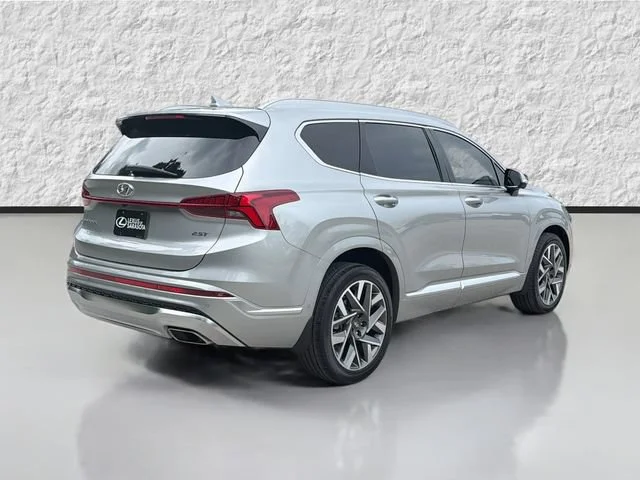Used 2023 Shimmering Silver Hyundai Calligraphy image 3