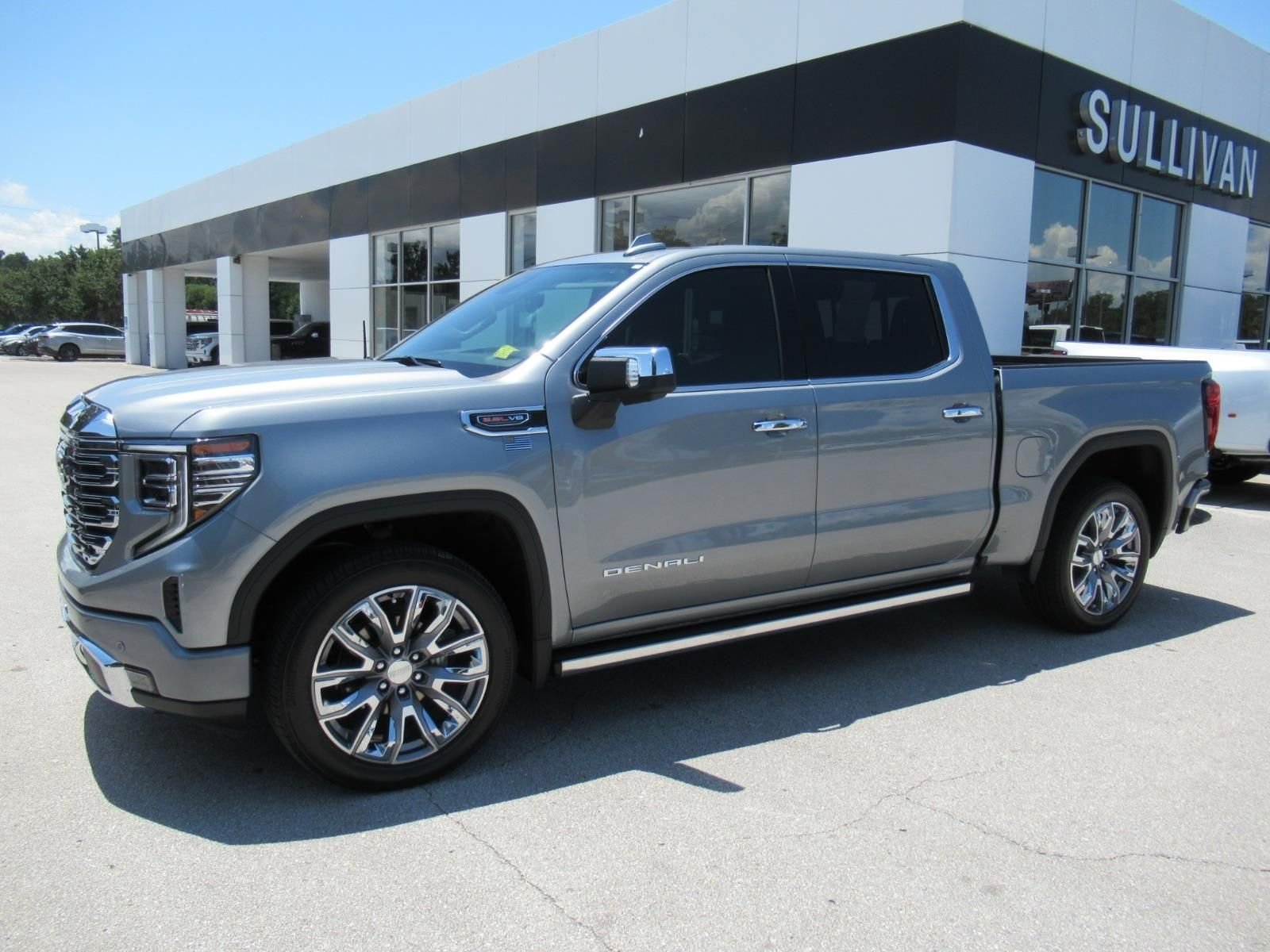 Used 2026 Silver GMC Denali image 4