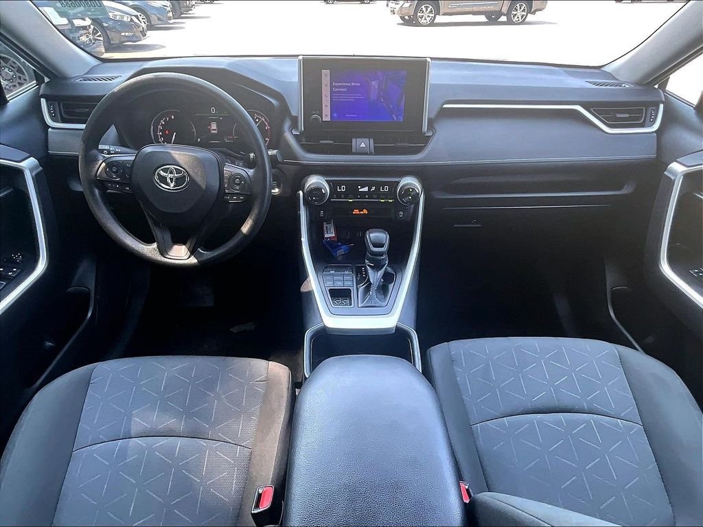 Used 2025 White Toyota XLE image 21