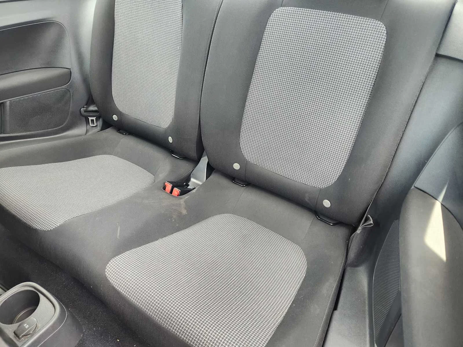 Used 2018 Habanero Orange Metallic Volkswagen S image 27
