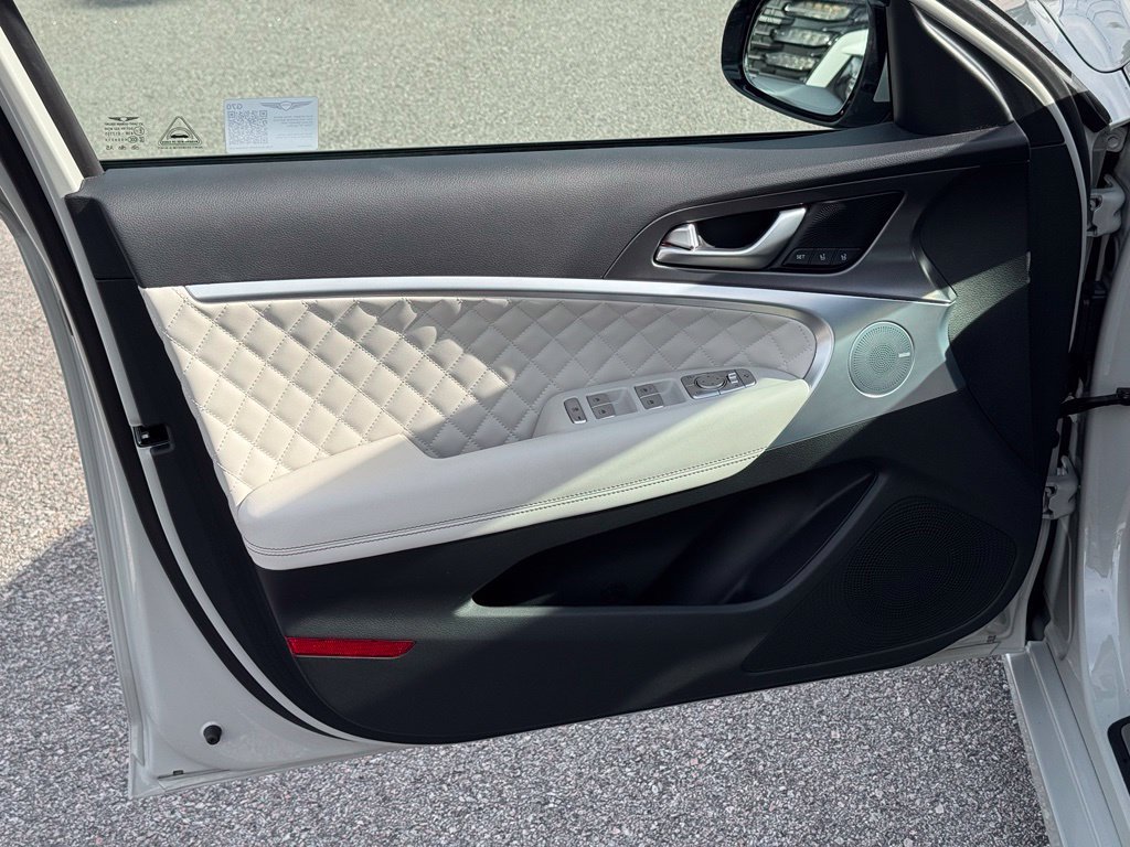 Used 2024 Gray Genesis 3.3T Sport Advanced image 27