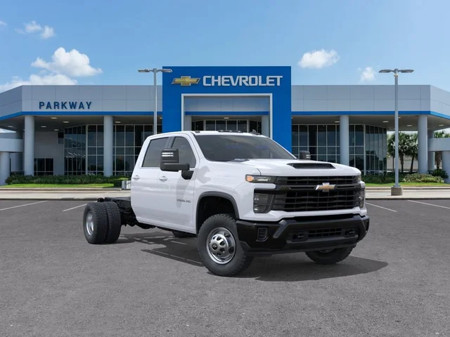 2025 Chevrolet Silverado 3500 HD Chassis Cab Work Truck