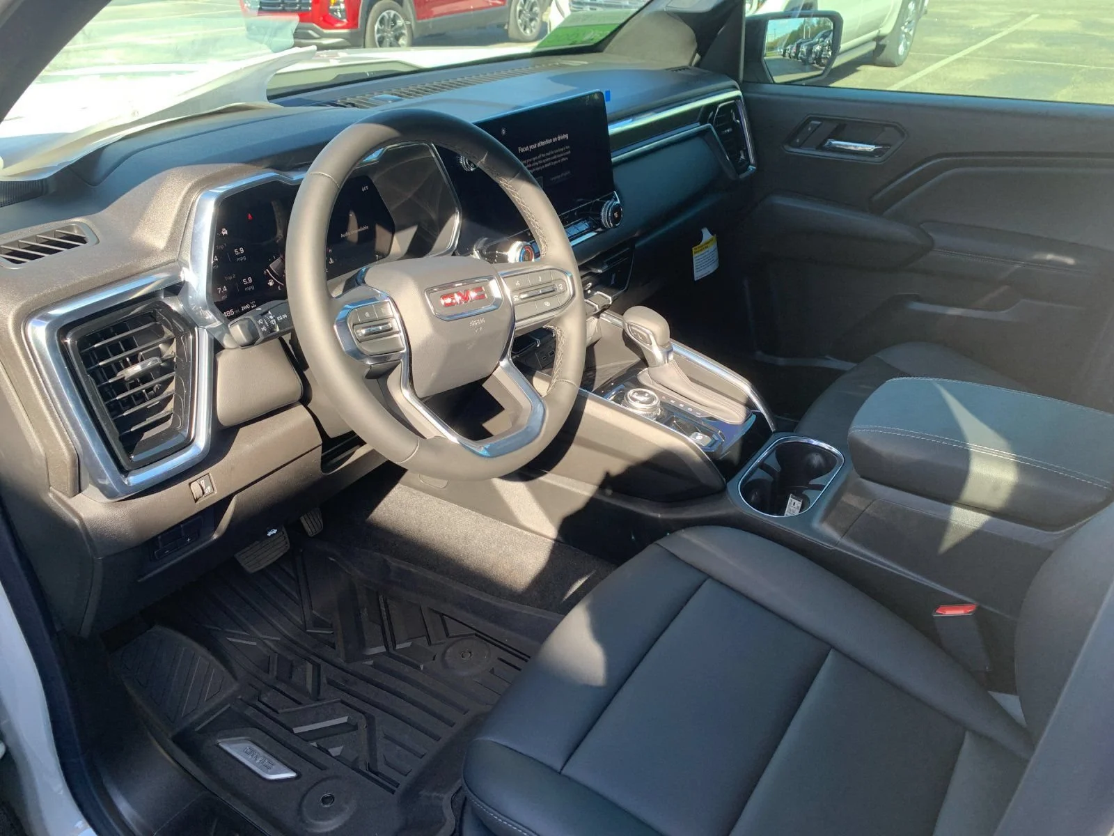 2026 GMC Canyon Elevation - Photo 9