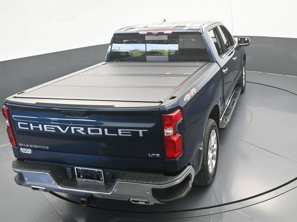 Used 2022 Northsky Blue Metallic Chevrolet LTZ image 56