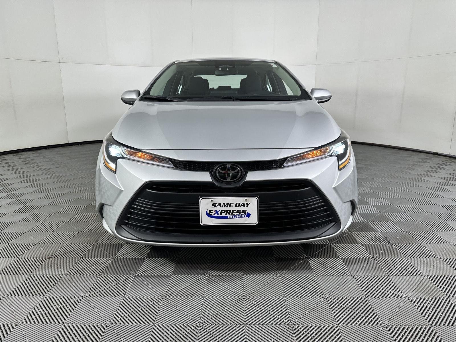 Used 2024 Classic Silver Metallic Toyota LE image 19