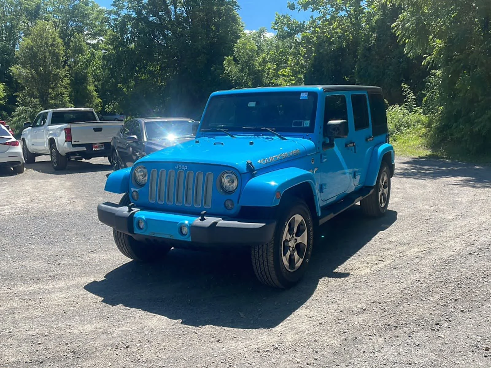 Used 2017 Chief Clearcoat Jeep Sahara image 1