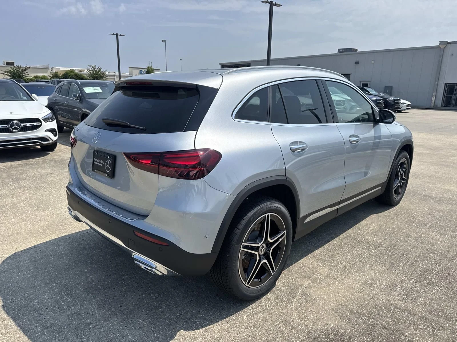 New 2026 Silver Mercedes-Benz GLA 250 image 4