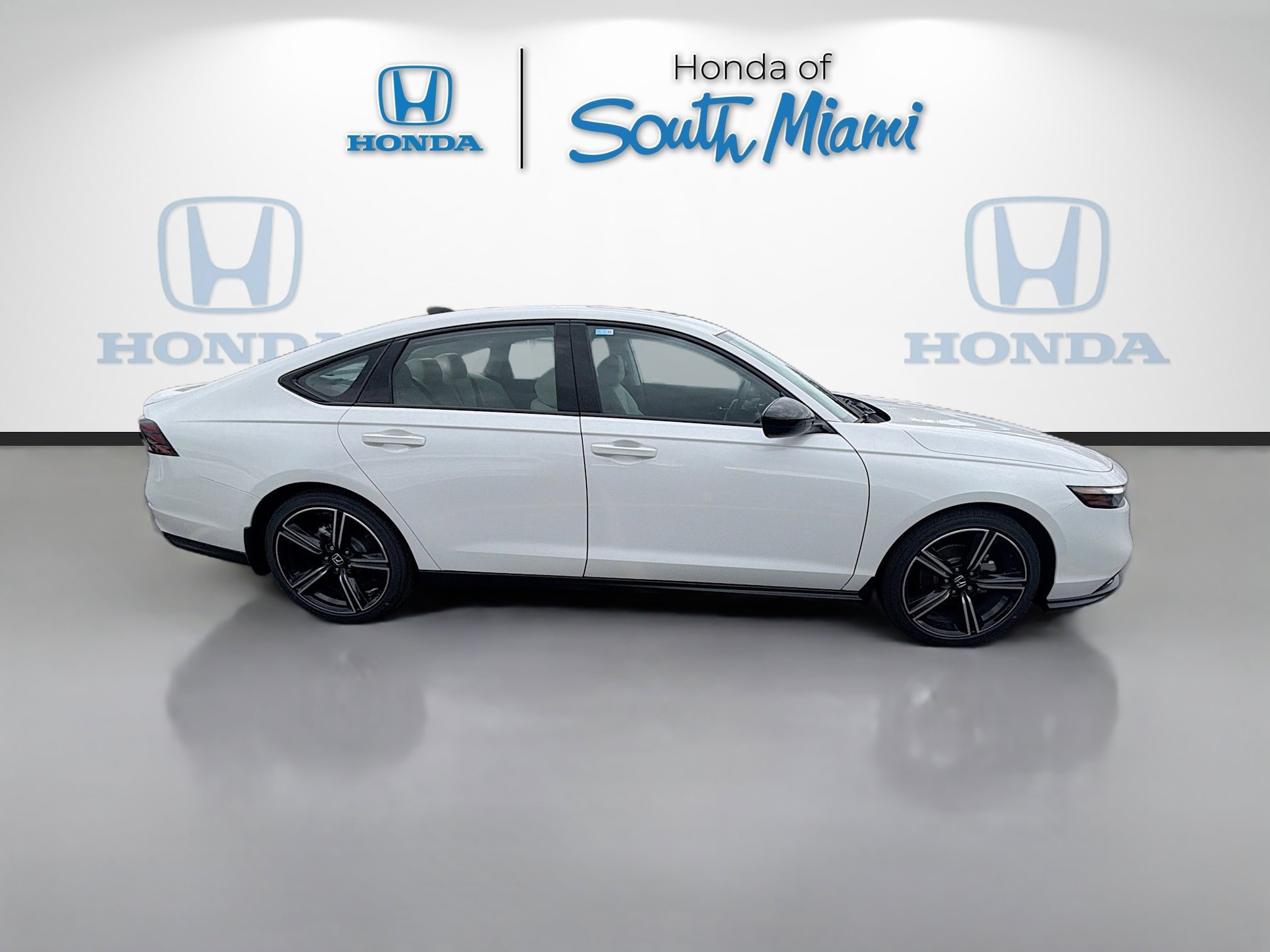 New 2026 Platinum White Pearl Honda SE image 8