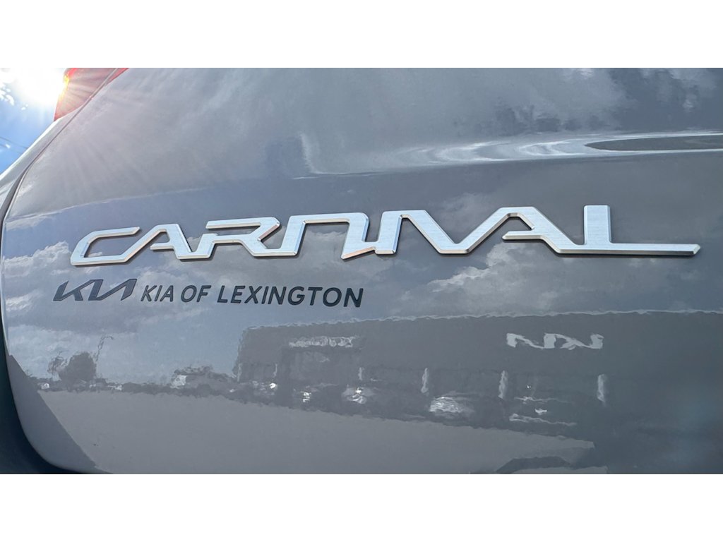 New 2027 Ceramic Silver Kia LXS image 6