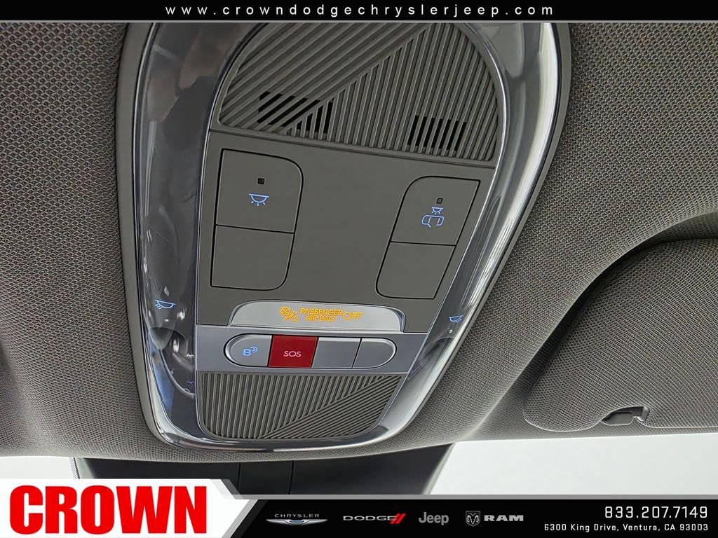 Used 2023 White Hyundai SEL image 26