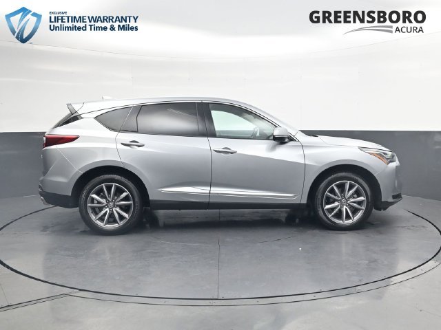 Used 2023  Acura Technology Package image 4
