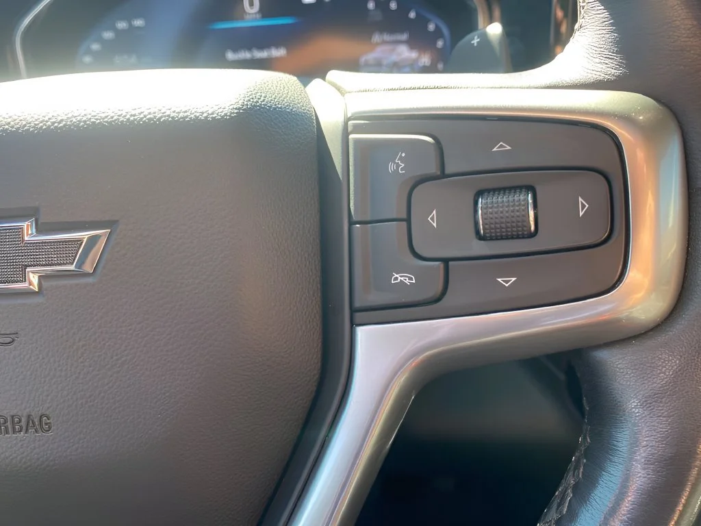 Used 2022 GLACIER BLUE METALLIC Chevrolet RST image 16