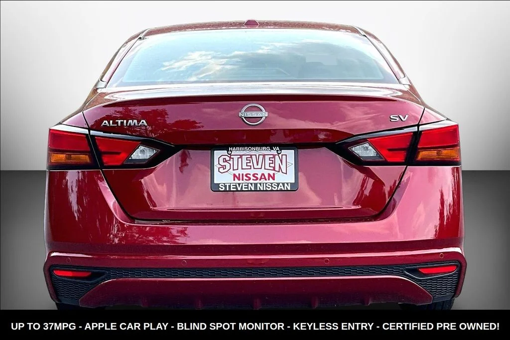 Used 2024 Red Nissan 2.5 SV image 5