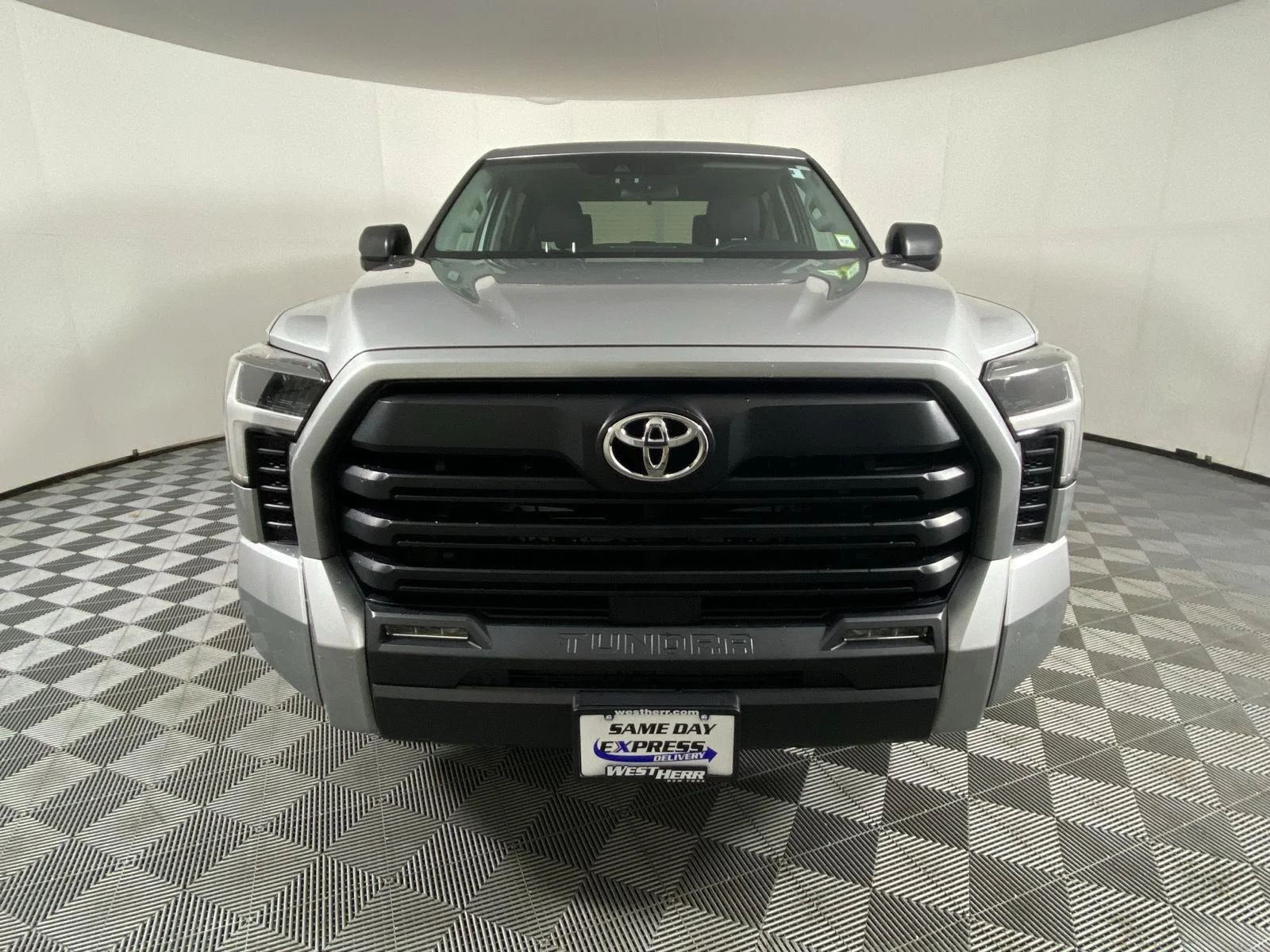 Used 2022 Celestial Silver Metallic Toyota SR5 image 2