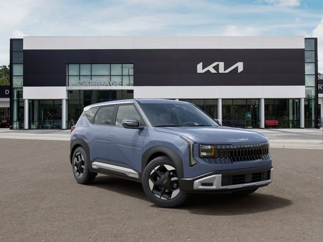 New 2027 Pale Gray Kia S image 8