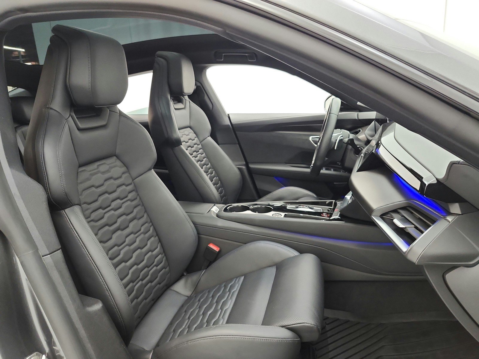 Used 2023 Daytona Gray Pearl Effect Audi Premium Plus quattro image 19