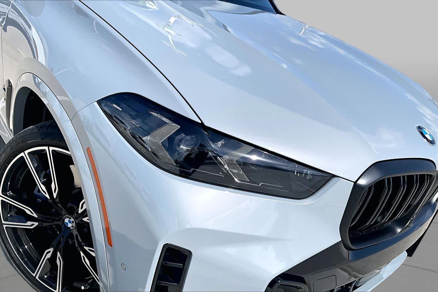Used 2026 Brooklyn Grey Metallic BMW M60i image 26