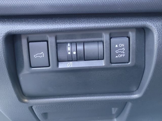 Used 2025 Crystal White Pearl Subaru Touring image 29