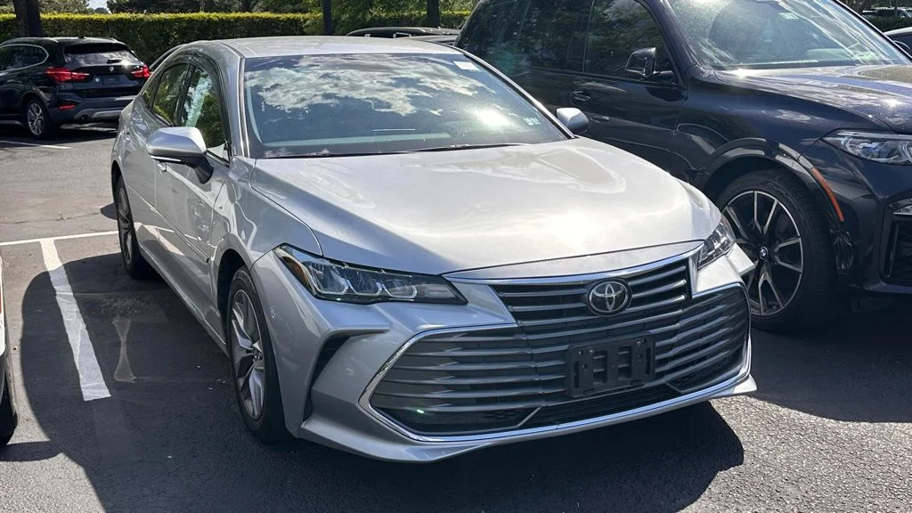 2019 Toyota Avalon XLE's photo