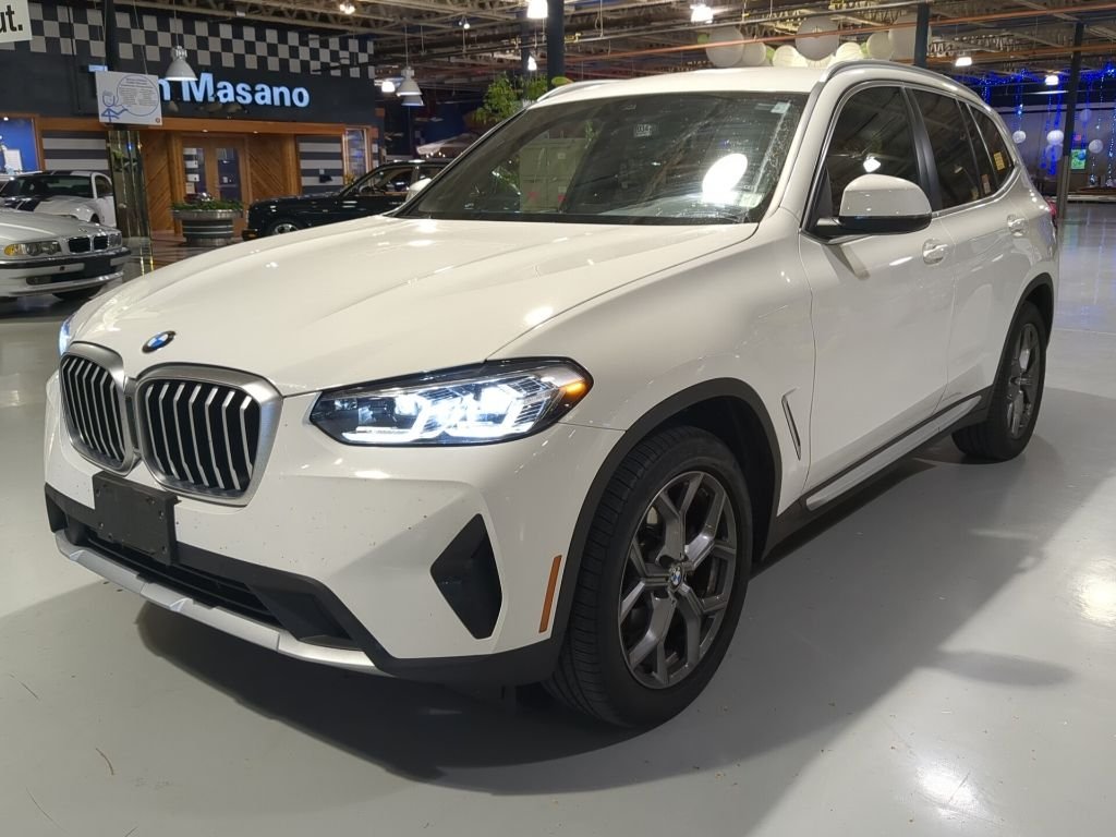 2023 BMW X3 xDrive30i's photo