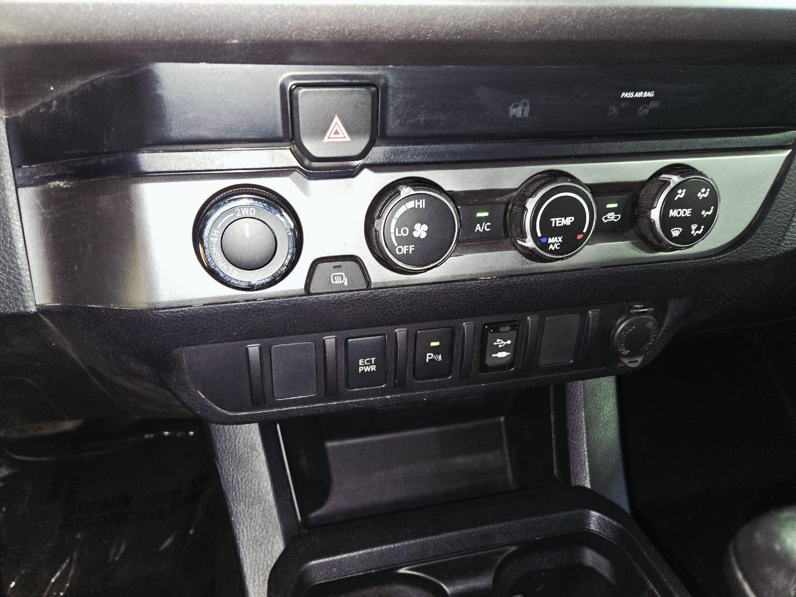 Used 2019 Super White Toyota SR5 image 26
