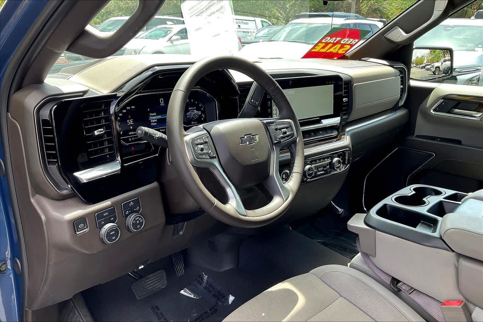 2024 Chevrolet Silverado 1500 RST - Photo 14