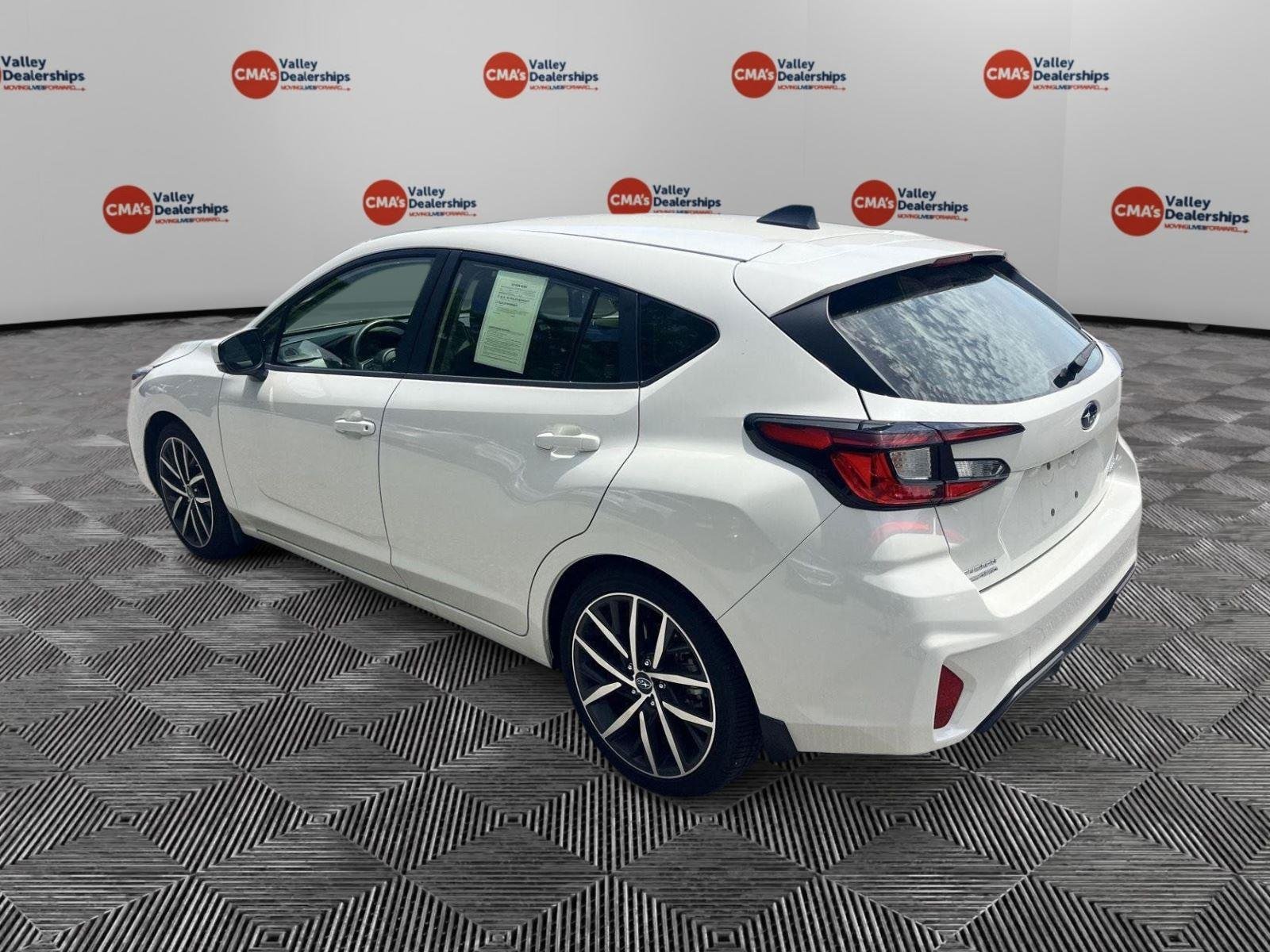 Used 2024  Subaru Sport image 15
