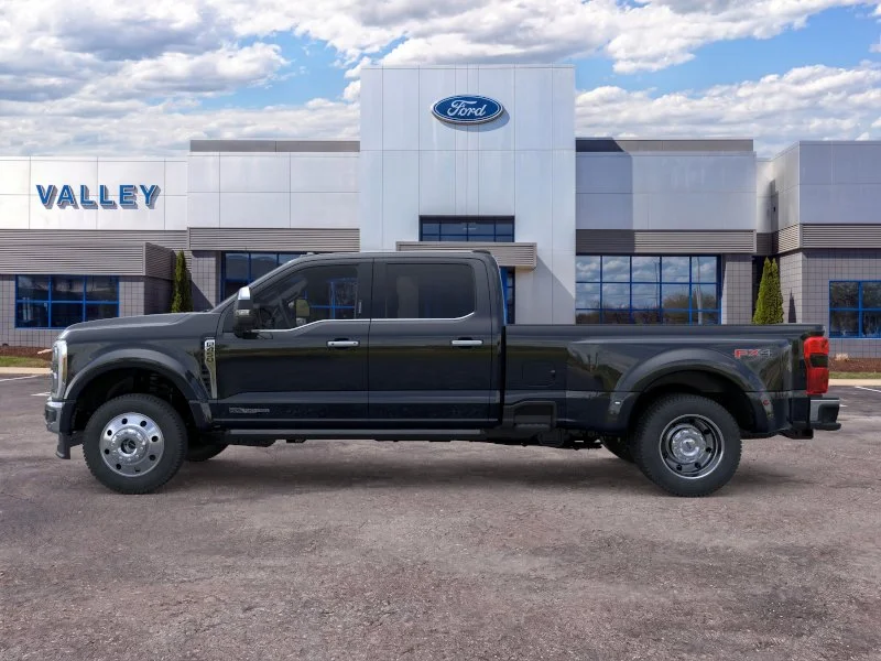 New 2026 Agate Black Metallic Ford F-450® Lariat® image 79