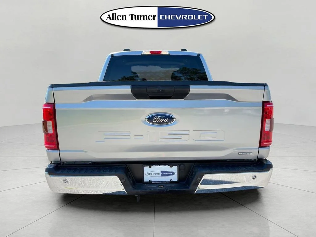 Used 2023 Silver Ford XLT image 5