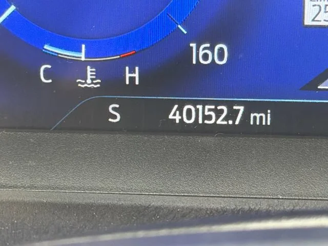 Used 2020 Black Ford Platinum image 28