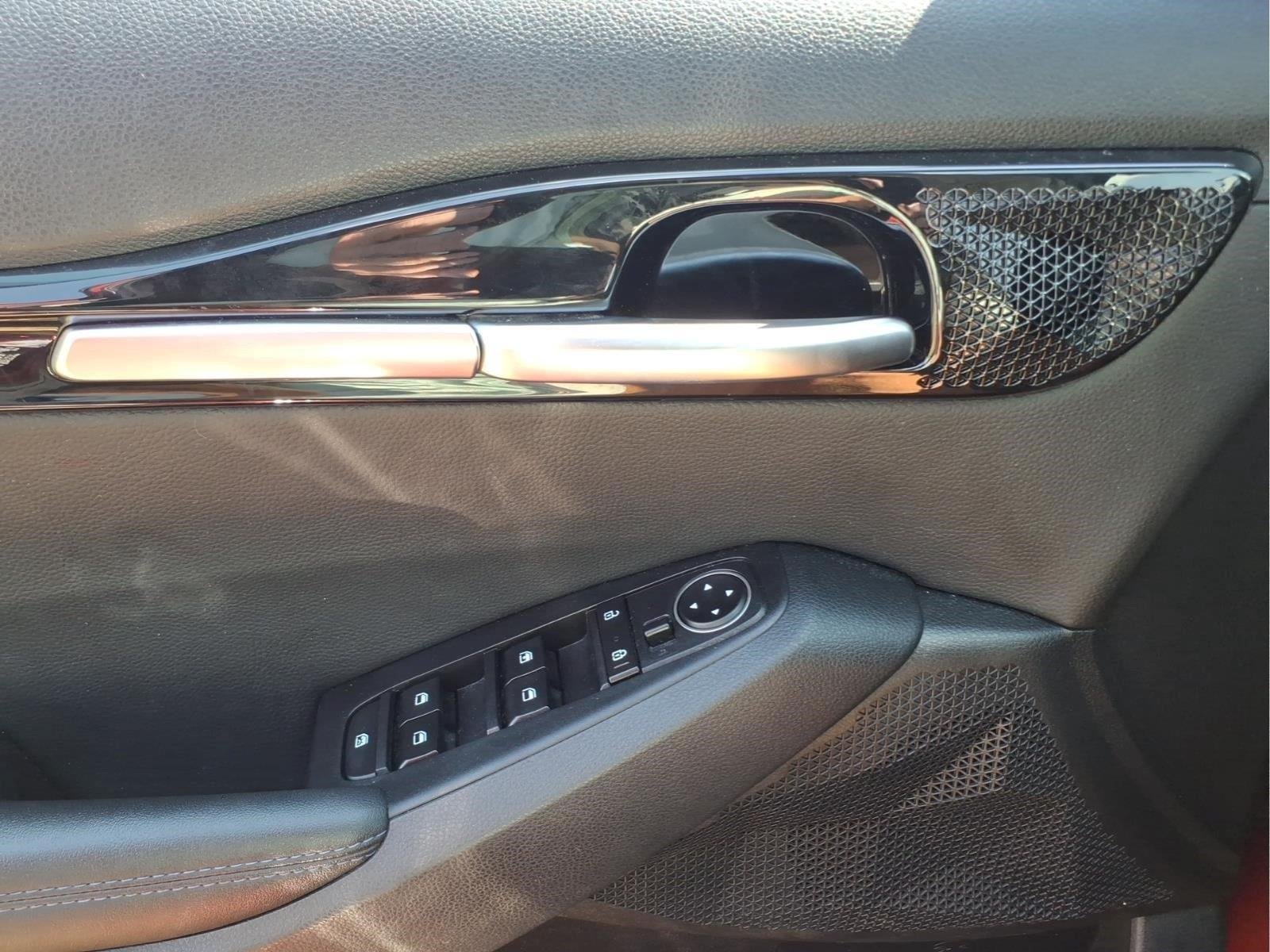 Used 2023 Mars Orange Kia Nightfall image 18