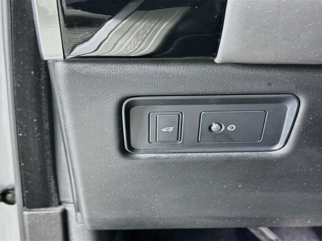 Certified Used 2019 Silver Land Rover HST image 11