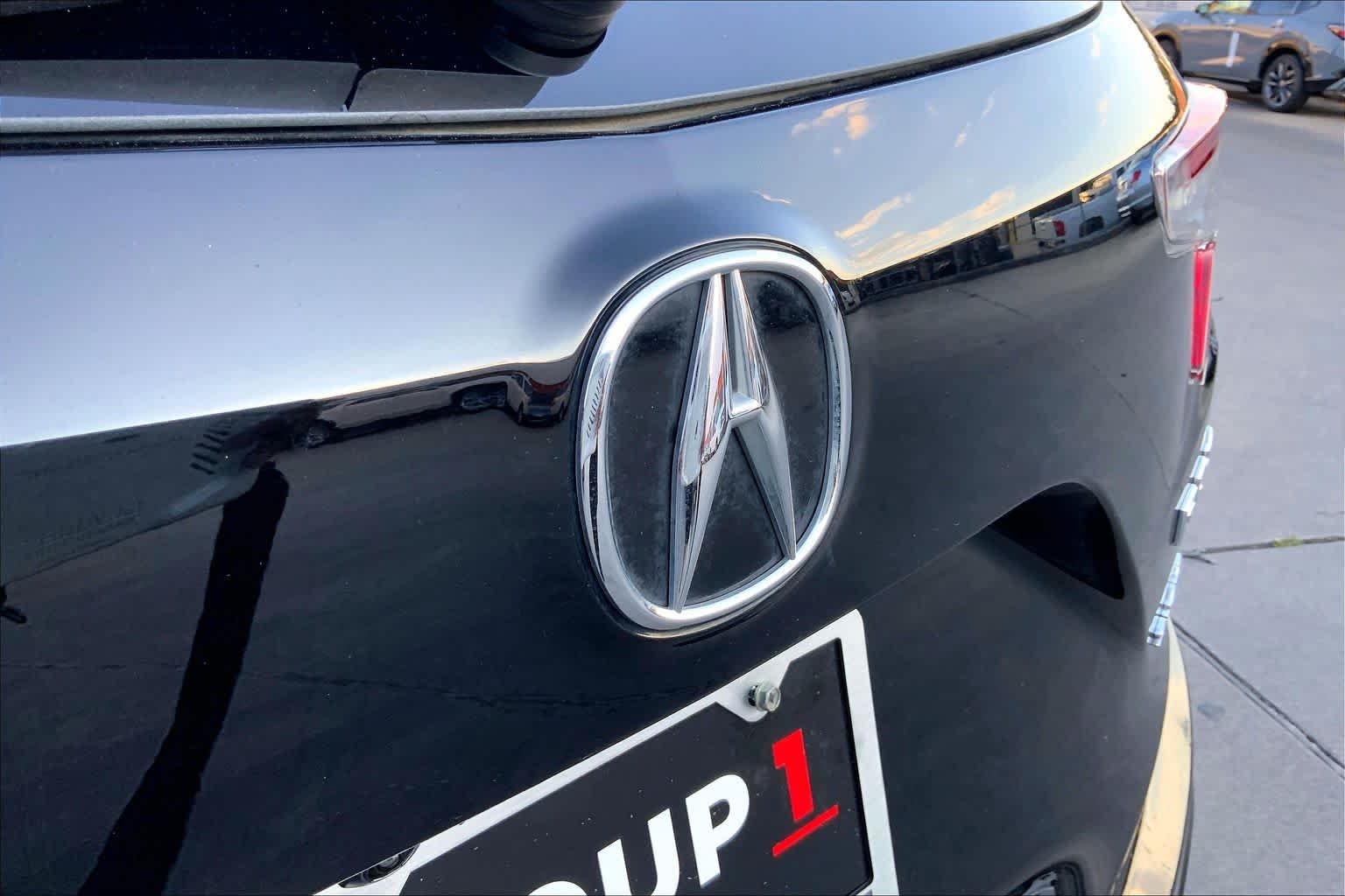 Used 2025 Majestic Black Pearl Acura w/Technology Package image 30
