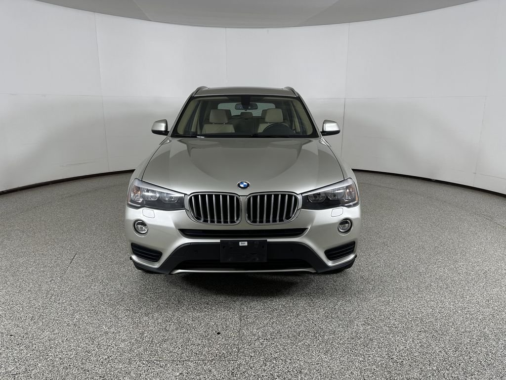 Used 2016 Silver BMW xDrive28i image 3