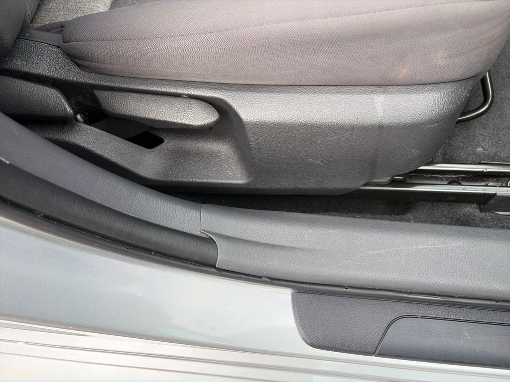 Used 2022 Silver Toyota LE image 33