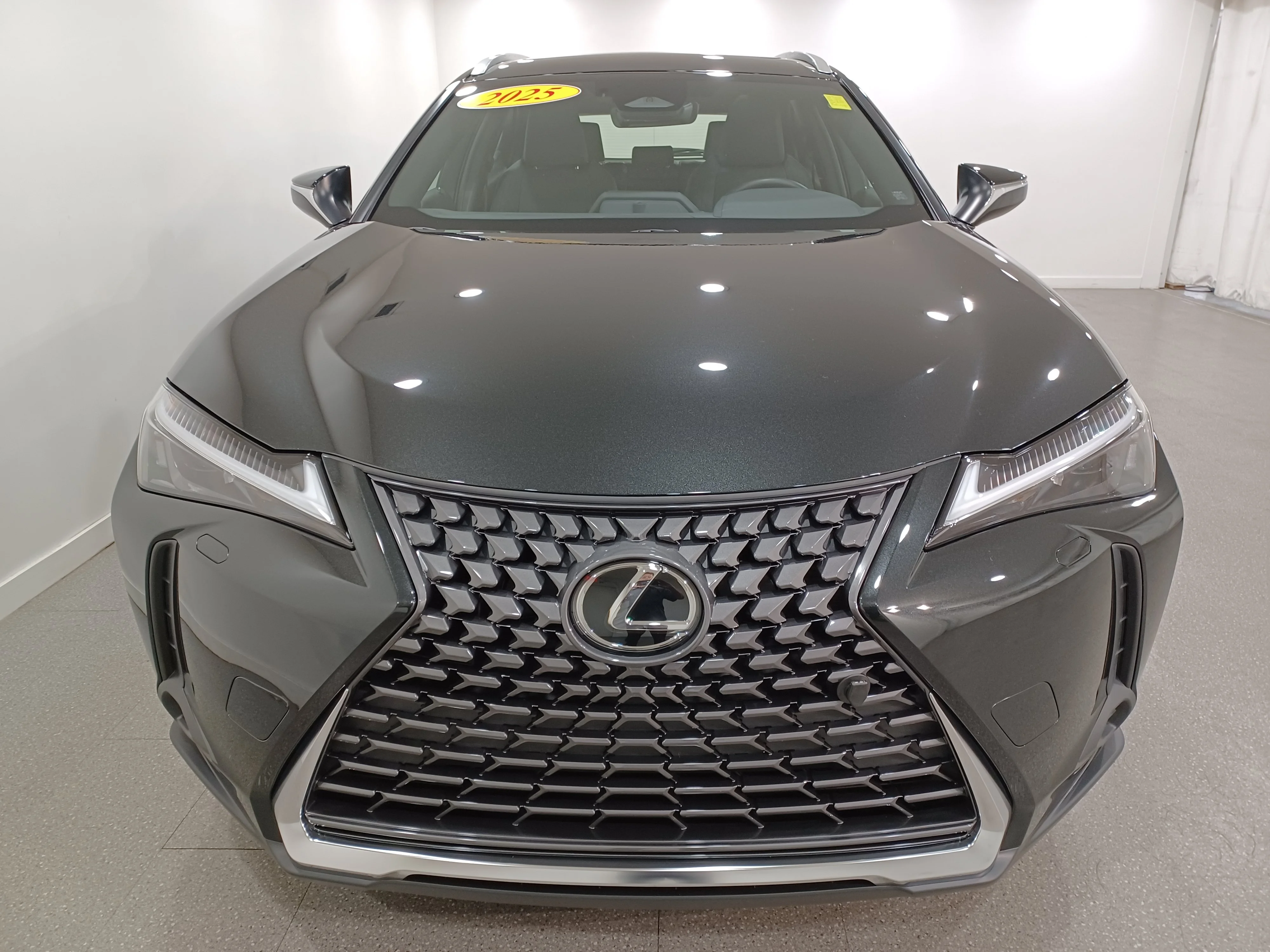 Used 2025 Caviar Lexus 300h Hybrid AWD*Adaptive Cruise | Cooled Leather | Sunroof | Htd Wheel | Lane Keep Assist image 3
