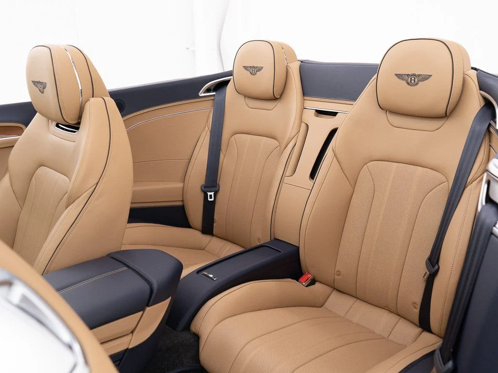 New 2026 Dark Sapphire Bentley  image 28