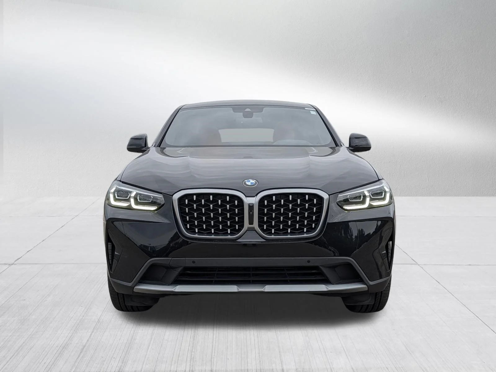 Used 2024 BMW X4 30i with VIN 5UX33DT06R9U60701 for sale in Rochester, Minnesota