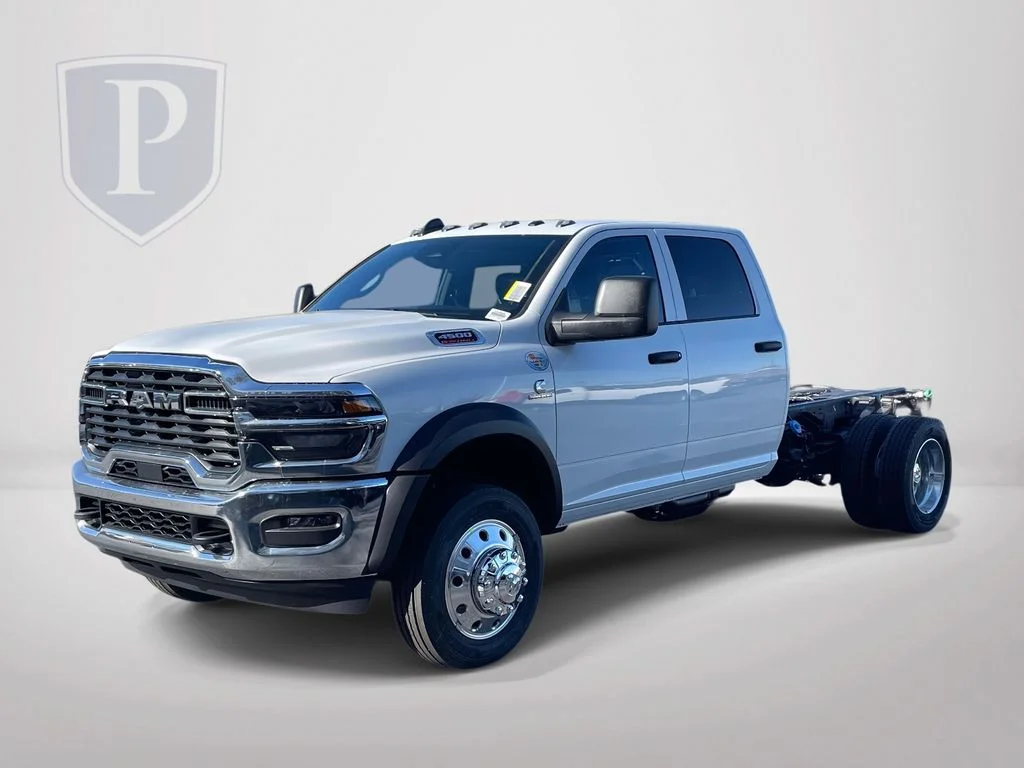 New 2026 Bright White Clear-Coat Exterior Paint RAM Tradesman image 4