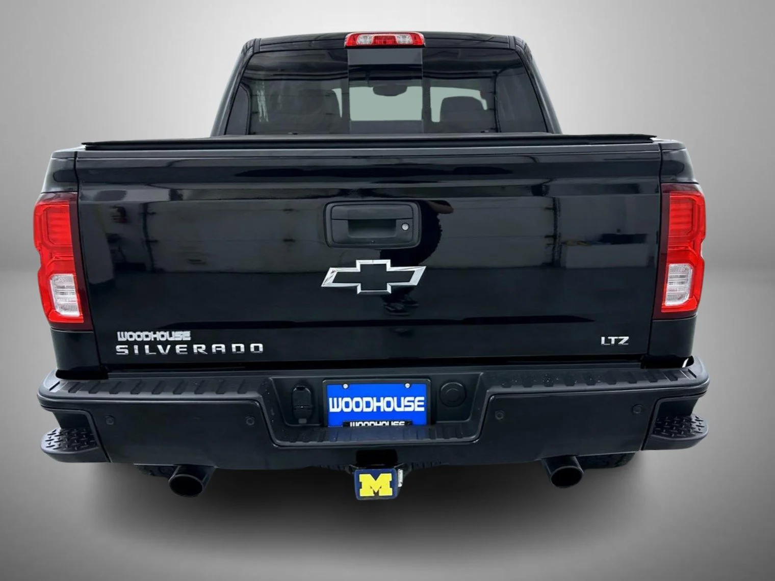 Used 2018 Black Chevrolet LTZ image 6